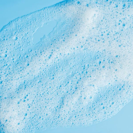 Serious Skincare - Gentle Cleansing and Exfoliating Retinol Facial Wash - Skin Hydrating Gel to Foam Cleanser - Clarify Pores - Removes Makeup, Oil, and SPF - Avena Sativa Extract - 4 Fl. Oz.