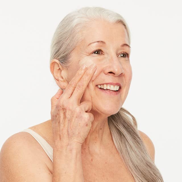 Boomsilk ® Face Moisturizer Cream, Rejuvenating Face Lotion & Facial Moisturizer for Mature Skin with Olive Oil, Beeswax & Honey, Hydrating Body Lotion for Women, Boom Beauty by Cindy Joseph, 8 oz