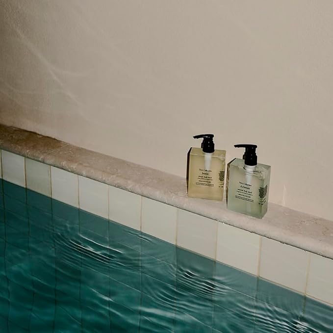 Junos Purify Body Wash | Yuzu, Perilla Leaf, Eucalyptus | 9.46 Fl Oz | Product of Korea