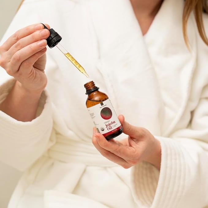 Organic Jojoba Oil, Cold Pressed Jojoba Oil for Face, Skin Care, and Hair Care, USDA Certified Organic 100% Pure, Hexane Free, 4 Fl Oz.