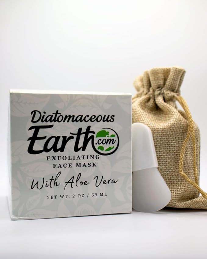 Diatomaceous Earth Exfoliating Face Mask