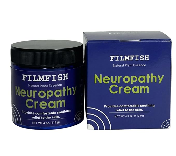 Natural hand and foot cream is used to repair dry and cracked feet. Ointment containing tea tree oil and peppermint essential oil for hand, foot and heel care (Body and face soothing cream, 113g)