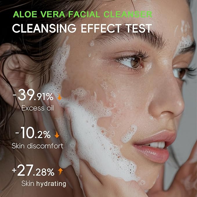 Aloe Vera Foaming Face Wash - Organic Facial Cleanser with Silicone Brush, Natural Face Wash for Women/Girls Clean Oil & Makeup, Soothing Skin, Foaming Cleanser Hydration for Sensitive Skin