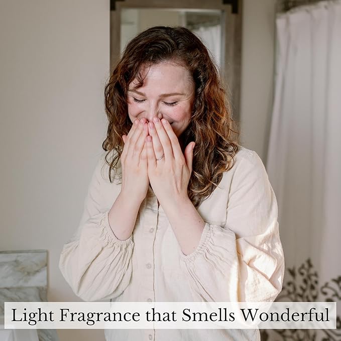 Southern Natural Goat Milk Lotion – Nourishing Face, Body & Hand Moisturizer for Dry & Sensitive Skin - Hydrating Cream, Gentle Skincare for Soft & Smooth Feel - Cashmere Amber Scent - 12oz