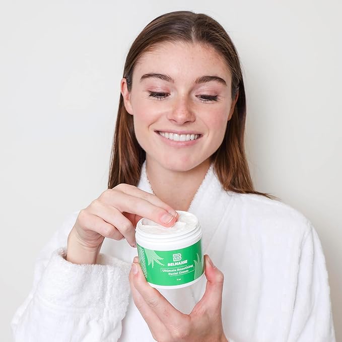 Ultimate Smoothing Facial Cream – Hydrating Anti-Aging Moisturizer with Aloe Vera, Coconut Oil, Cucumber Extracts, Glycolic & Lactic Acid & Vitamin E – Nourishing & Exfoliating Face Cream
