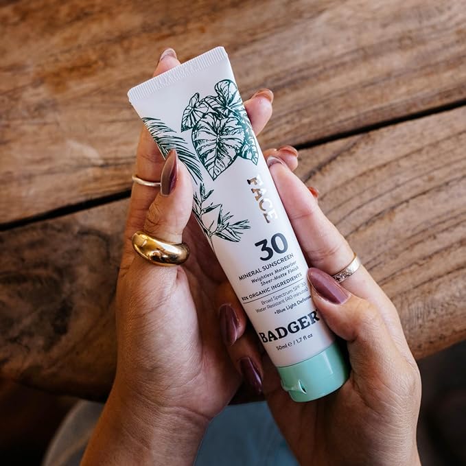 Badger Mineral Daily and Face Sunscreen Combo, SPF 30 Lightweight Organic Mineral Sunscreens with Zinc Oxide, Hydrating Everyday Sunscreen Lotions for Face & Body, Vegan & Unscented, 2-Pack