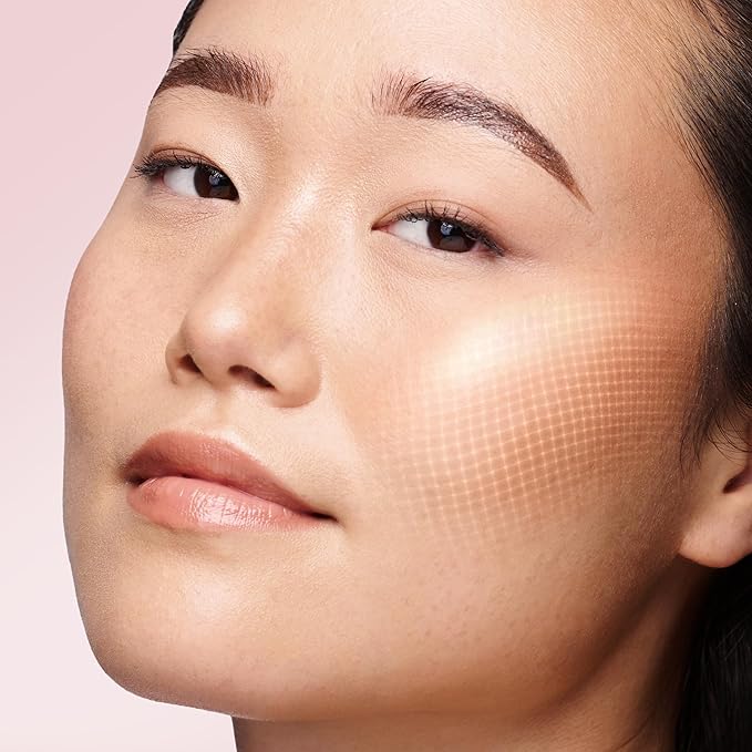 Liz Earle Smooth & Glow Tonic - Gentle Face Toner for Sensitive Skin, Dark Spot Corrector & Pore Minimizer - Enriched with Antioxidant-Rich Botanicals to Reveal Ultra-Smooth, Glowing Skin (200ml)