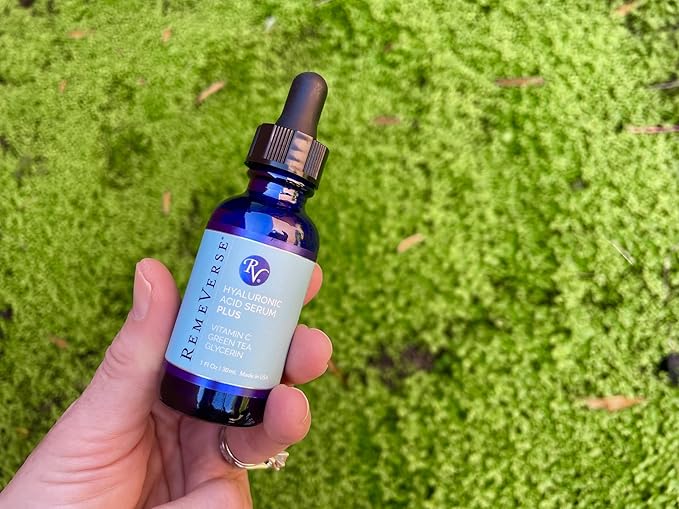 RemeVerse Hyaluronic Acid Serum with Vitamin C & Green Tea Extract - 100% Pure Formulation for Face, Lips & Décolleté - Intense Moisture for Dry Skin & Fine Lines for a Youthful & Plump Look, 1 oz