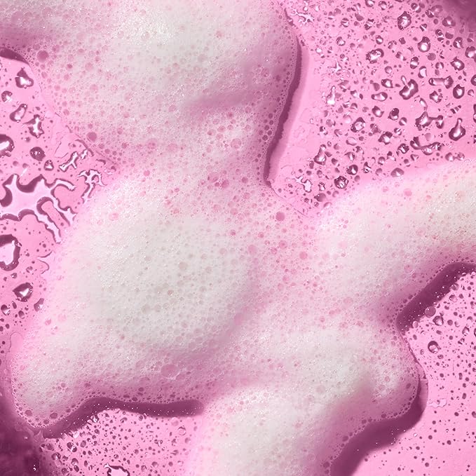 Tree Hut Mistletoe Magic Foaming Gel Wash, Moisturizing & Hydrating Body Wash with Shea Butter, Cleanses Skin Leaving It Soft & Fresh, Holiday Gift & Stocking Stuffer, 18 fl oz