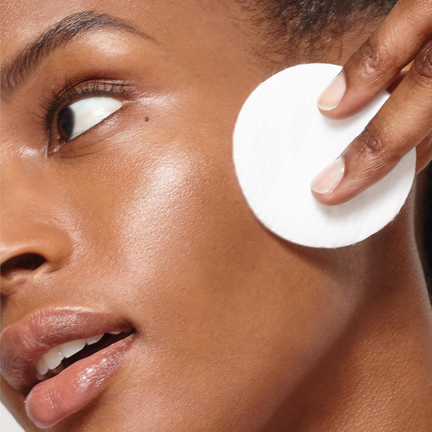 💦 L'Oreal Paris Hydrafresh Face Toner – Pro-Vitamin B5 for Smooth & Bright Skin (2 Count)